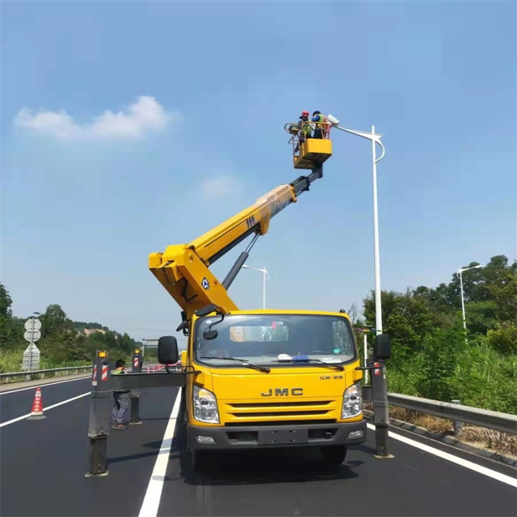 上海徐汇掌握大型高空车出租价格：详解市场行情与租赁技巧